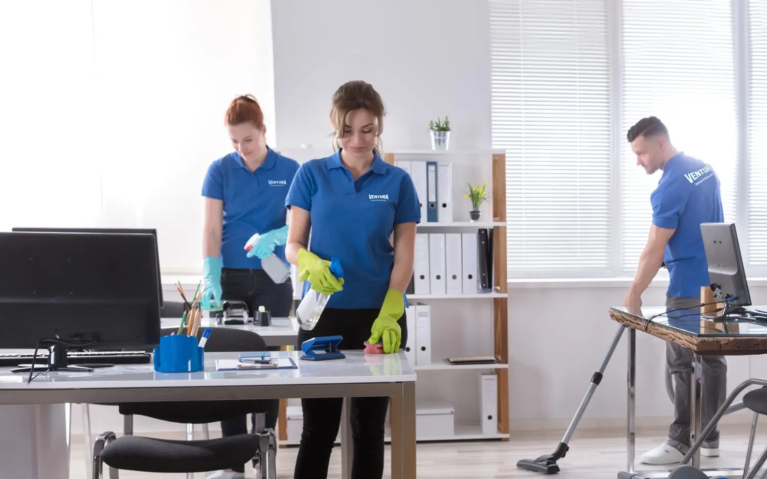 Quanto costa davvero far pulire casa da un’impresa? Ecco i prezzi attuali per non farti fregare