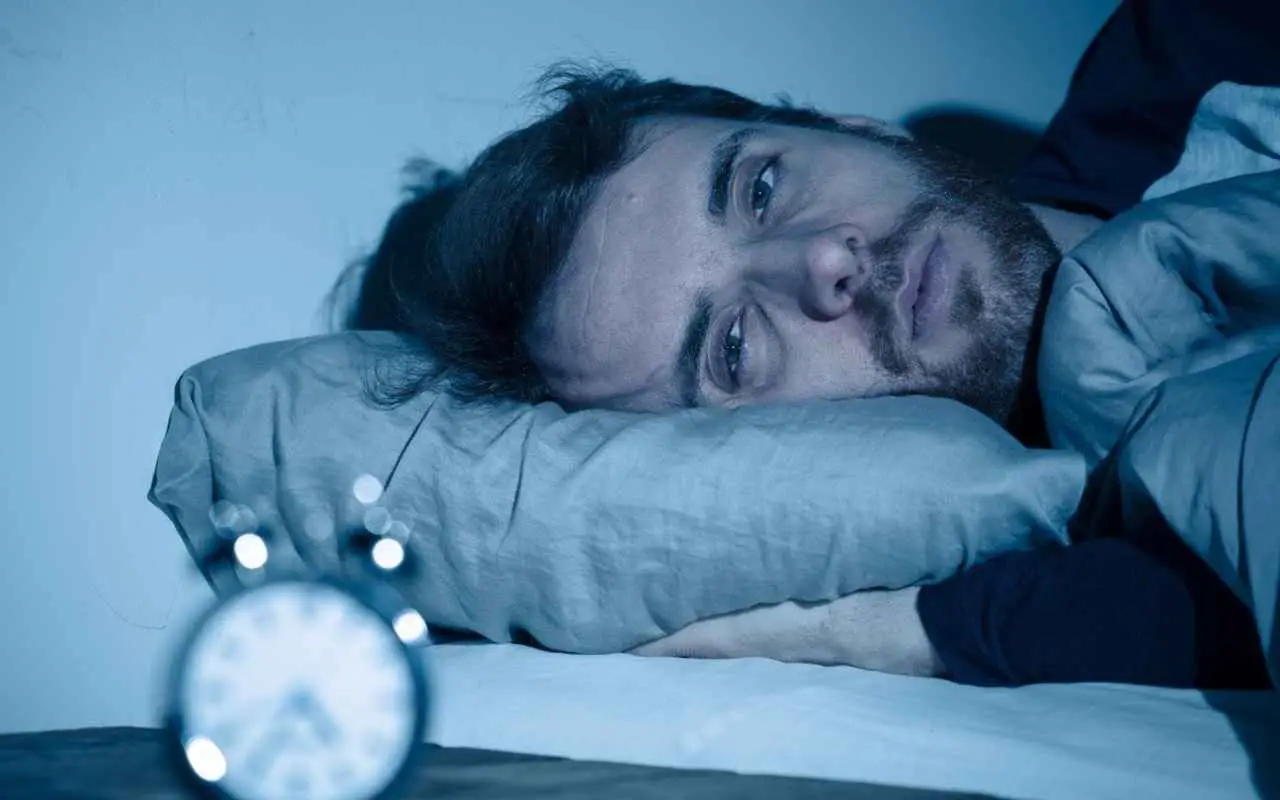 Non riesci a dormire? Ecco la temperatura esatta della stanza per un sonno perfetto e profondo